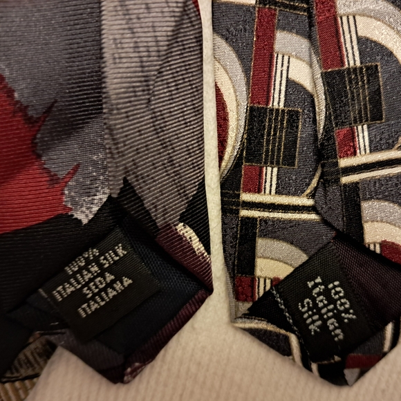 Vintage Elegant 100% Silk Men's Ties Set - Picture 12 of 14